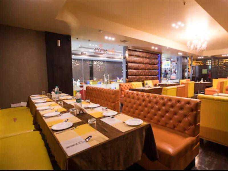 Hotel Suncity & Restaurant Hisār Exterior foto