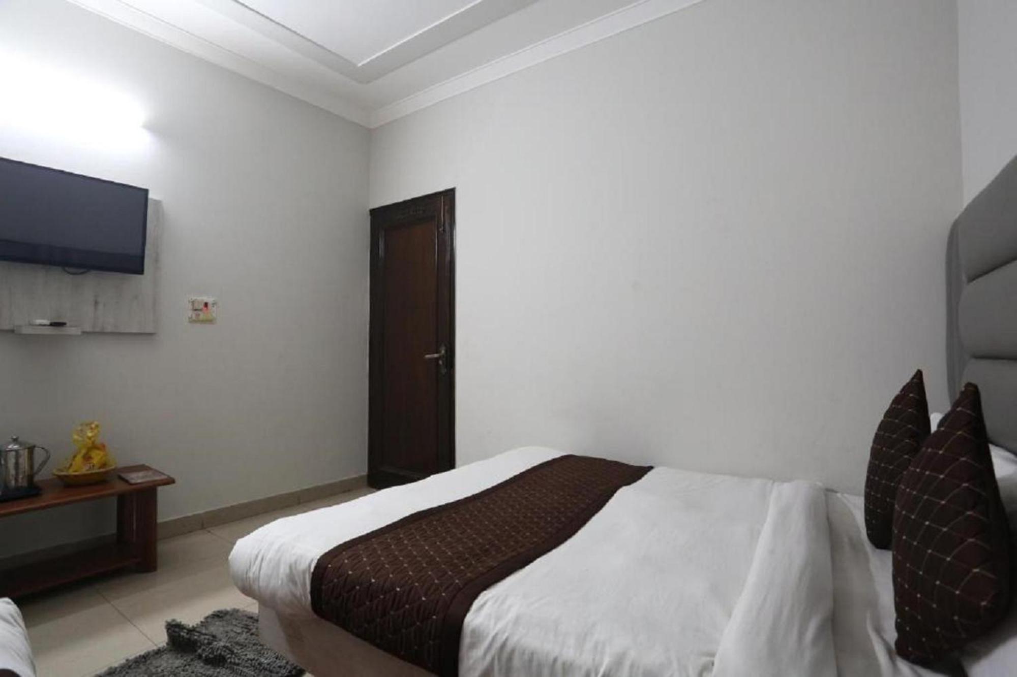 Hotel Suncity & Restaurant Hisār Exterior foto